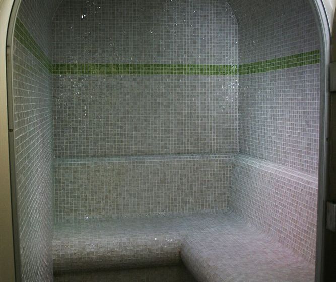 Hôtel Le Catinat Fleuri  | Guillestre | Hautes-Alpes | France 11