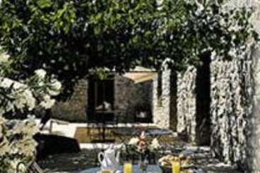 Hôtel Mas de l'Espaire  | Les Vans | Ardèche | France 1