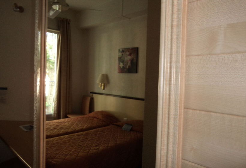 Brit Hotel Du Commerce  | Bergerac | Dordogne | France 11