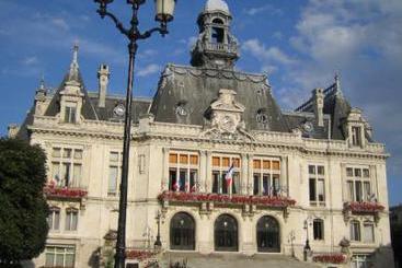 Hôtel Moderne  | Vichy | Allier | France 10