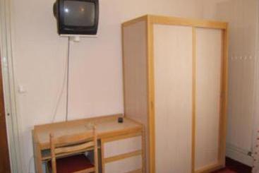 Hôtel Moderne  | Vichy | Allier | France 6