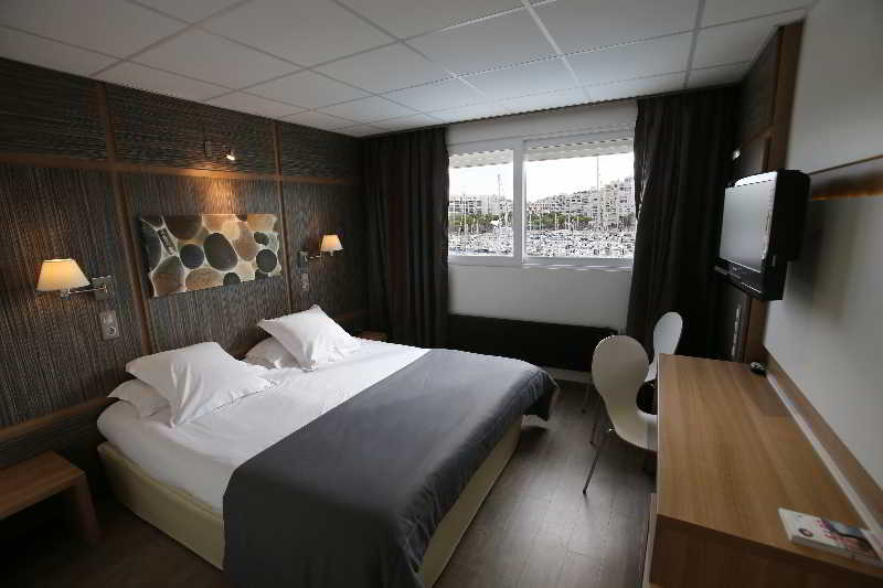 Inter-Hotel Neptune   | Carnon | Herault | France 16