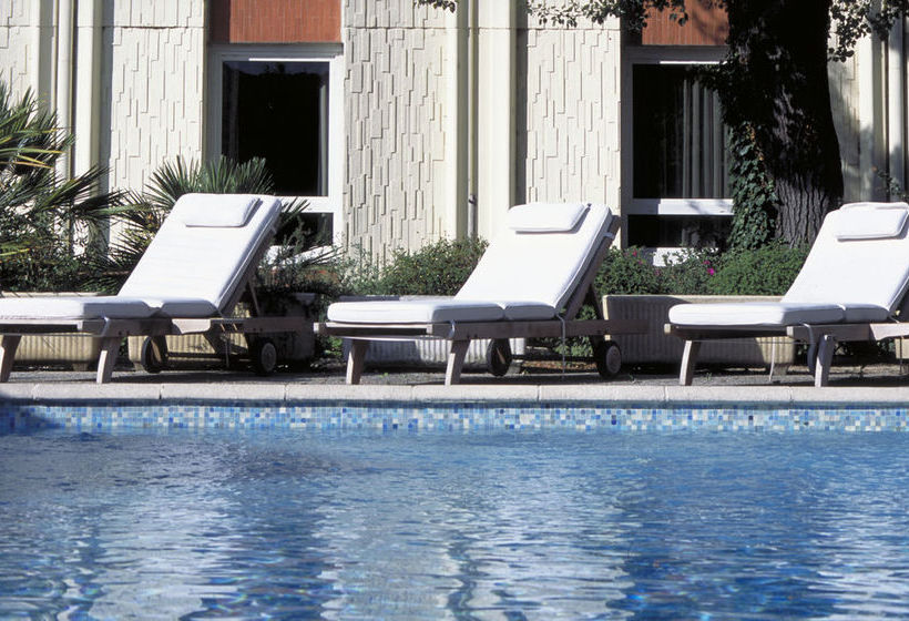 Novotel Aix en Provence Beaumanoir Les 3 Sautets  | Aix-en-Provence | Bouches du Rhone | France 9