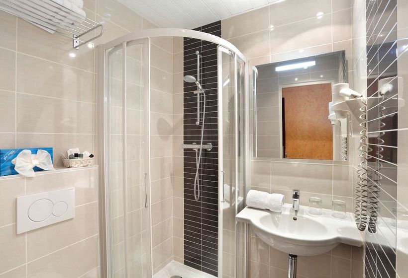 Interhotel Paix République  | Paris | Paris | France 3