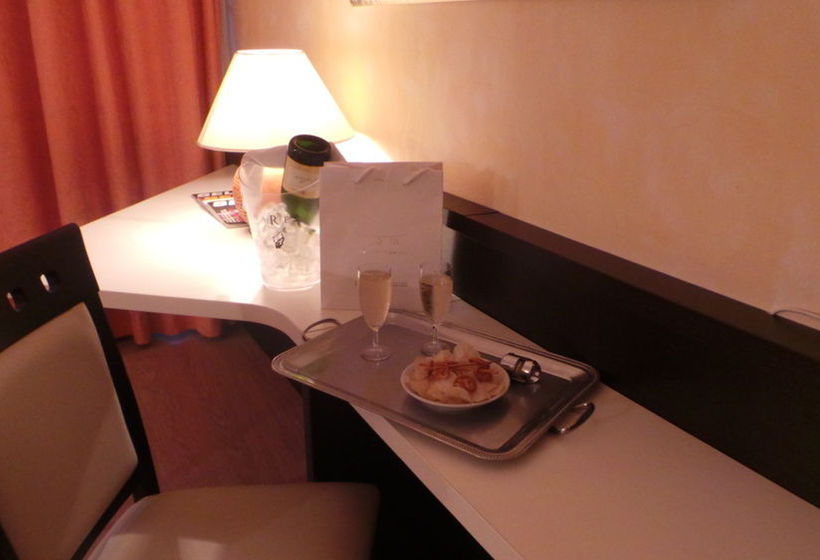 Comfort Hotel Galaxie   | Saint Laurent du Var | Alpes-Maritimes | France 11