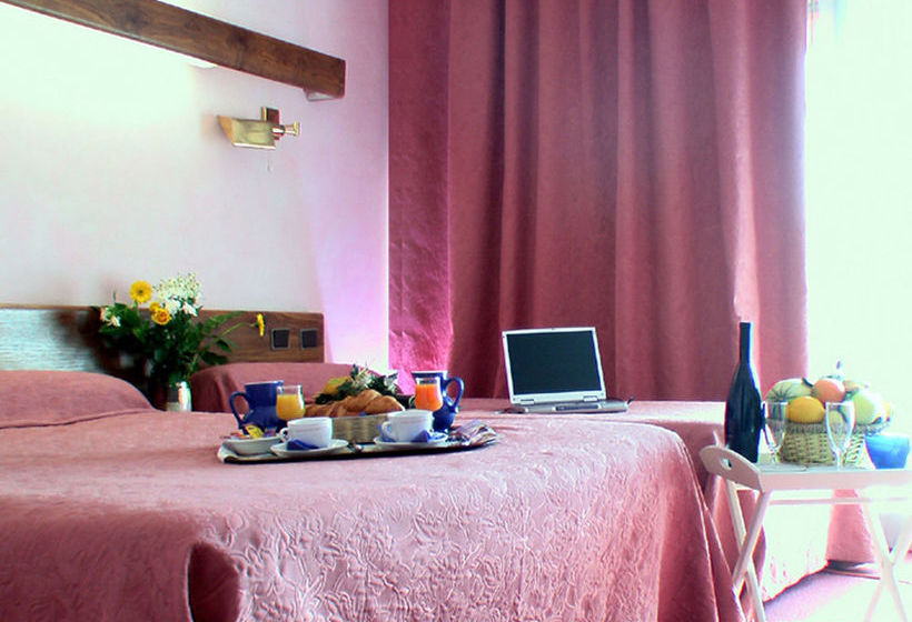 Comfort Hotel Galaxie   | Saint Laurent du Var | Alpes-Maritimes | France 5