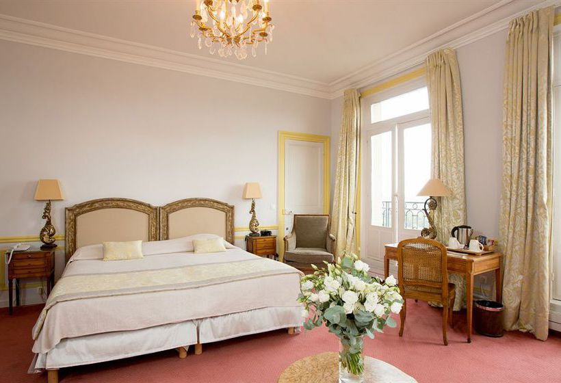 Hôtel Pavillon Henri IV  | Saint Germain en Laye | Yvelines | France 15