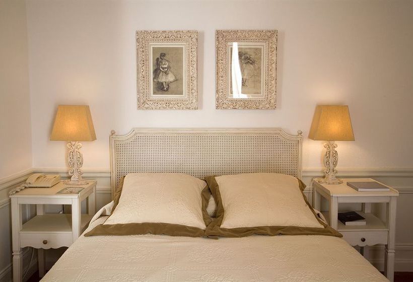 Hôtel Pavillon Henri IV  | Saint Germain en Laye | Yvelines | France 16