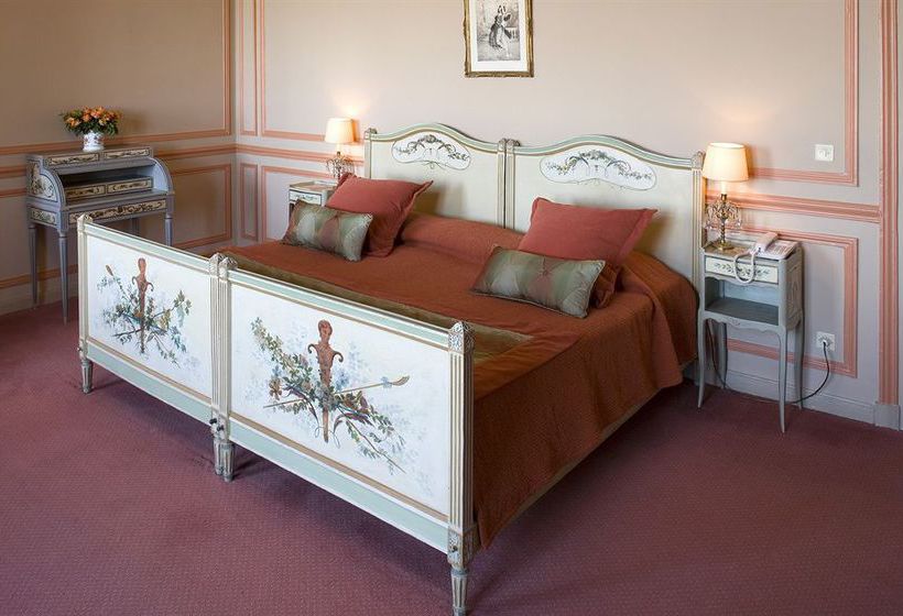 Hôtel Pavillon Henri IV  | Saint Germain en Laye | Yvelines | France 20