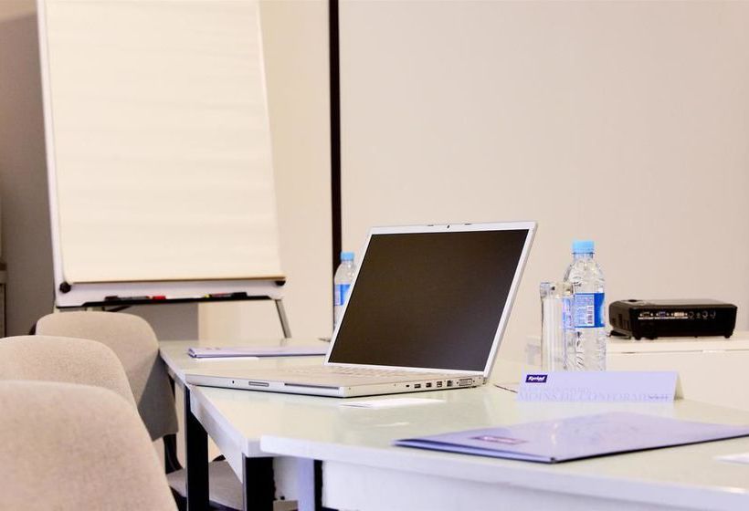 Hôtel Kyriad Nimes Centre  | Nîmes | Gard | France 20