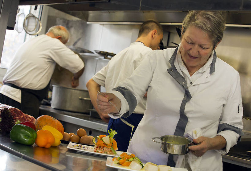 Hôtel Du Pont Roupt  | Mende | Lozere | France 10