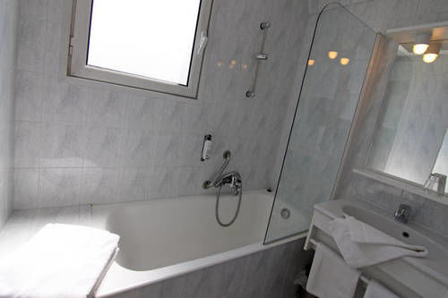 Hôtel Du Pont Roupt  | Mende | Lozere | France 13