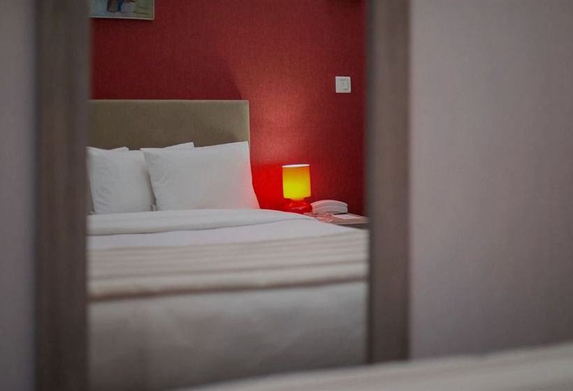 Hôtel 29 Lepic  | Paris | Paris | France 4