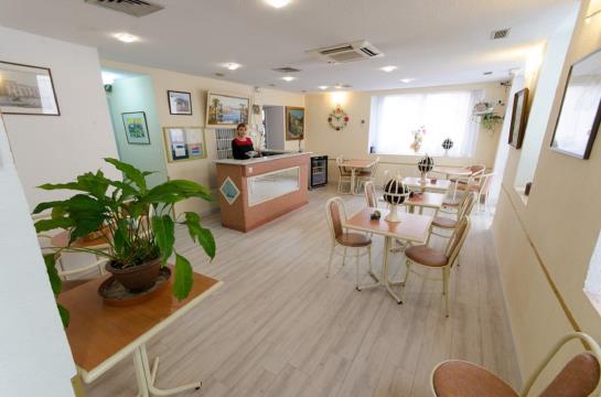 Hotel Appia  | Cannes | Alpes Marítimos | Francia 15