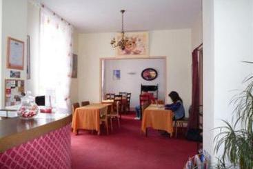 Hotel Regina  | Clermont Ferrand | Puy-de-Dome | France 1