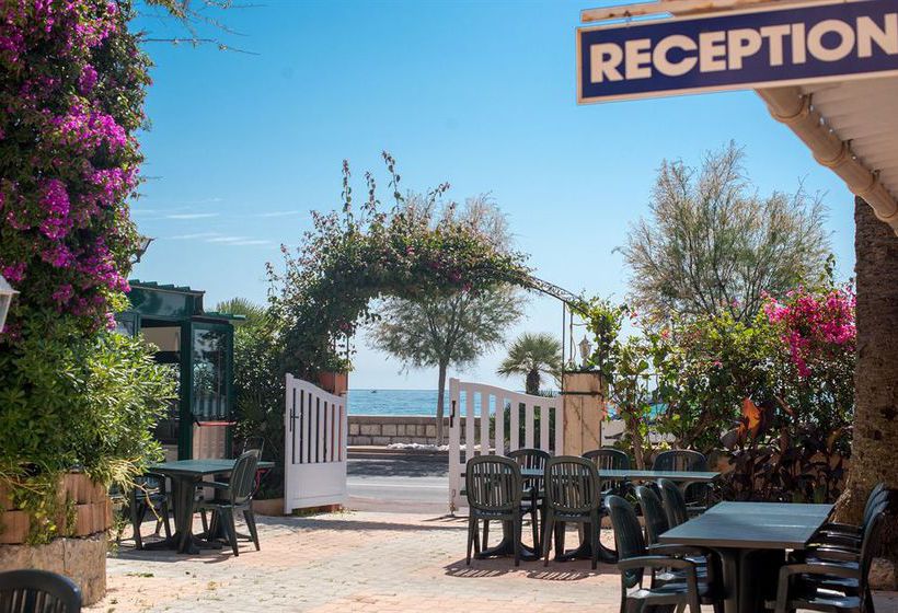 Hôtel Reine d'Azur  | Roquebrune-cap-Martin | Alpes-Maritimes | France 7