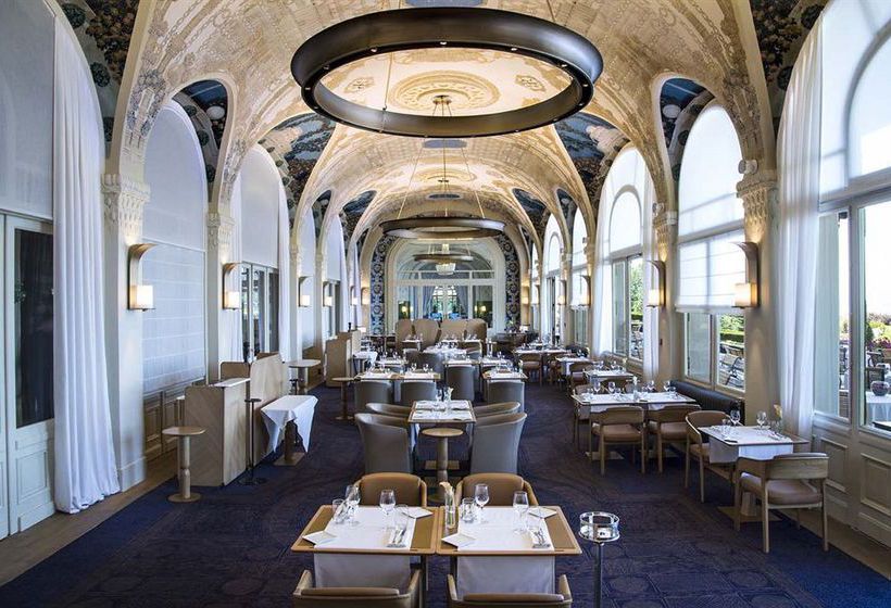 Hôtel Evian Royal  | Évian-les-Bains | Haute-Savoie | France 4