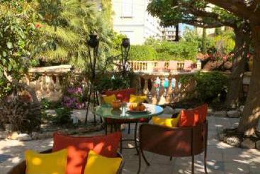 Hôtel Sainte-Valérie  | Juan-les-Pins | Alpes-Maritimes | France 19