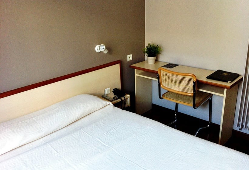 Hôtel Du Sud  | Marseille | Bouches du Rhone | France 18