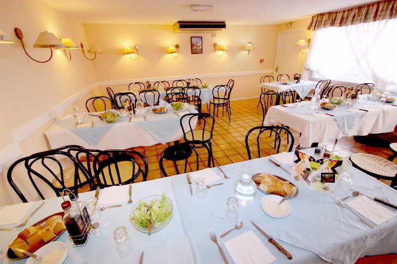 Hôtel Tara  | Lourdes | Hautes-Pyrenees | France 11