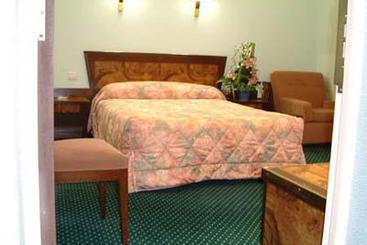 Hôtel Terminus Montparnasse  | Paris | Paris | France 3