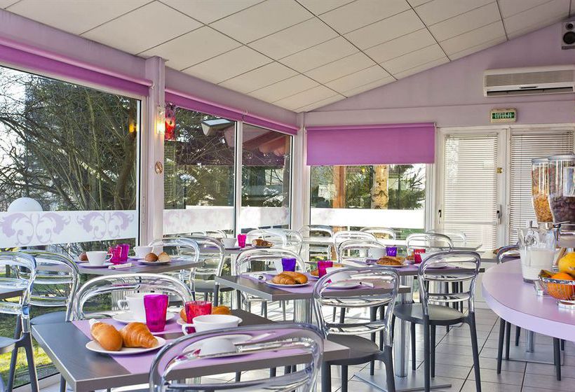 Tourhotel  | La Chaussee-Saint-Victor | Loir-et-Cher | France 3