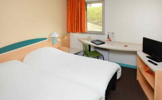 Hôtel Ibis Caen Centre Paul Doumer  | Caen | Calvados | France 7