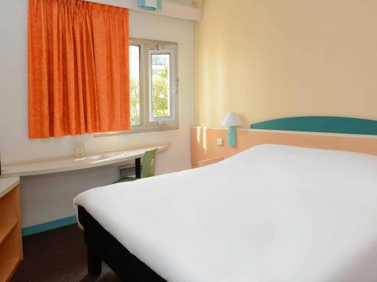 Hôtel Ibis Caen Centre Paul Doumer  | Caen | Calvados | France 8