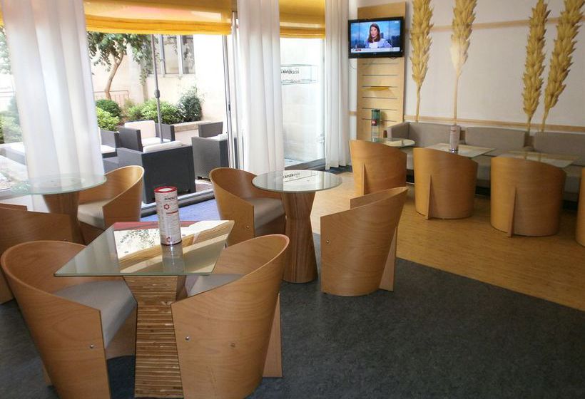 Hotel Ibis La Rochelle Centre Charente Marítimo