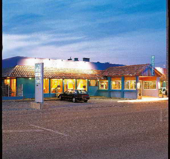 Inter-Hotel L'Hostellerie des Pins  | Montelimar | Drôme | France 4