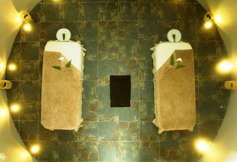 Hotel El Silencio Lodge  | Bajos del Toro | Alajuela | Costa Rica 2