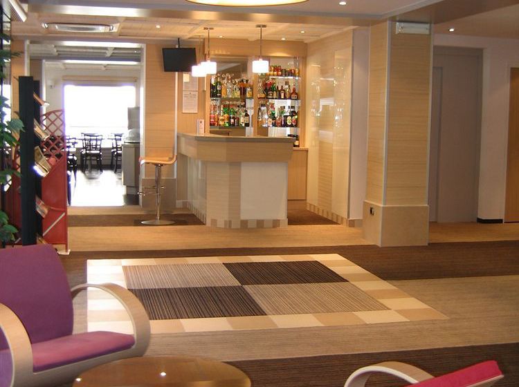 Hôtel Ibis Styles Annecy Gare Centre  | Annecy | Haute-Savoie | France 16