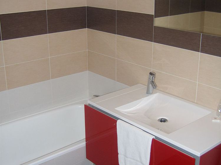 Hôtel Ibis Styles Annecy Gare Centre  | Annecy | Haute-Savoie | France 20