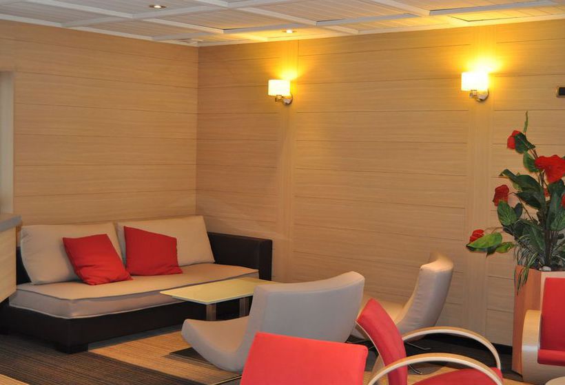 Hôtel Ibis Styles Annecy Gare Centre  | Annecy | Haute-Savoie | France 3