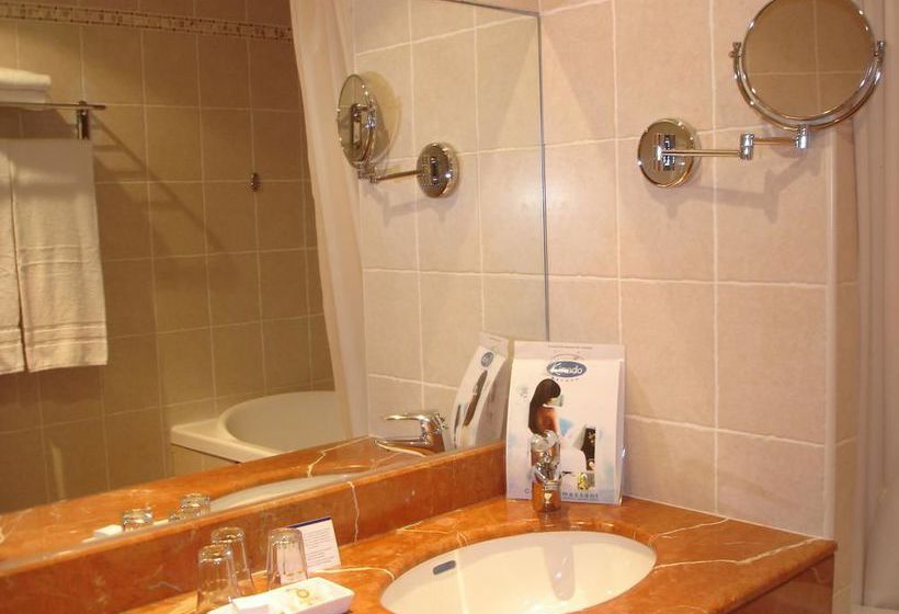 Hôtel Best Western L'Orangerie  | Nîmes | Gard | France 8