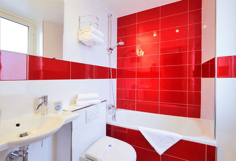 Hôtel Kyriad Paris 10 - Canal Saint Martin - Republique   | Paris | Paris | France 8