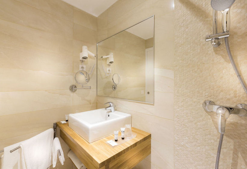 Hôtel International  | Paris | Paris | France 15