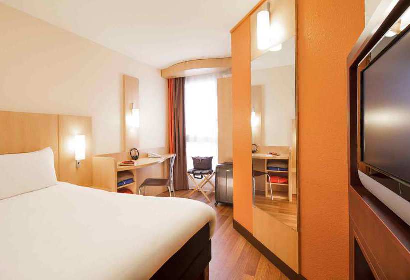 Hotel Ibis Chateau de Versailles  | Versailles | Yvelines | France 6