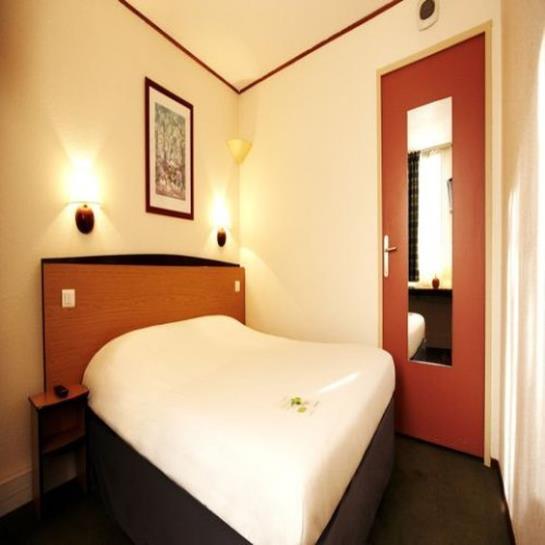 Hôtel Campanile Paris Nord Saint Denis Centre Grand Stade  | Saint Denis | Seine Saint Denis | France 9