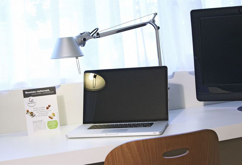 Hôtel Campanile La Verriere  | La Verriere | Yvelines | France 11