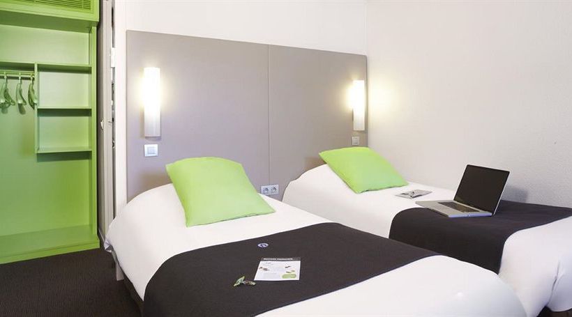 Hôtel Campanile La Verriere  | La Verriere | Yvelines | France 12