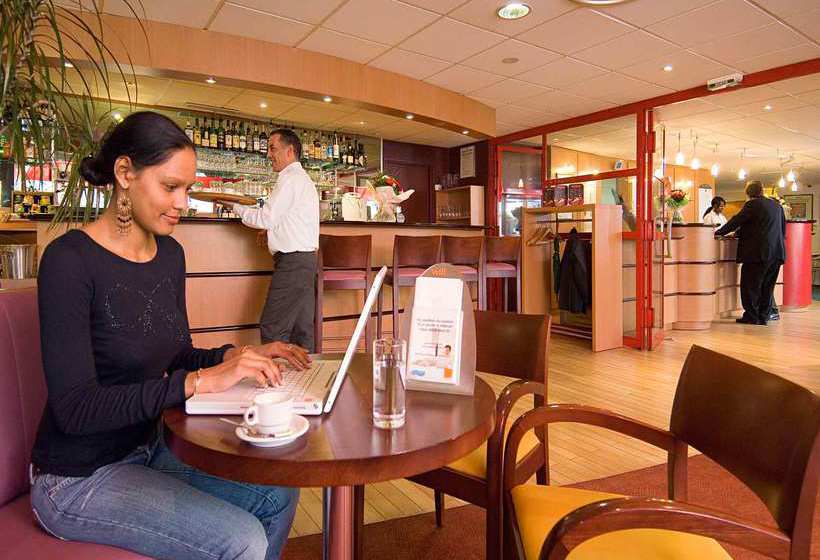 Hôtel Ibis Paris Nanterre  | Nanterre | Hauts-de-Seine | France 3