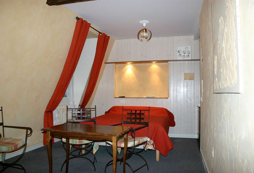 Hôtel De La Basilique  | Paray le Monial | Saone-et-Loire | France 11