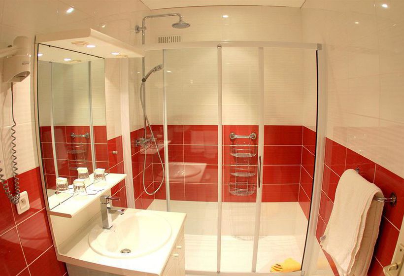 Hôtel De La Basilique  | Paray le Monial | Saone-et-Loire | France 14