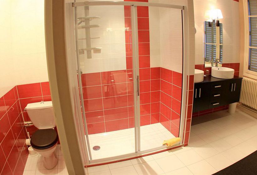 Hôtel De La Basilique  | Paray le Monial | Saone-et-Loire | France 20