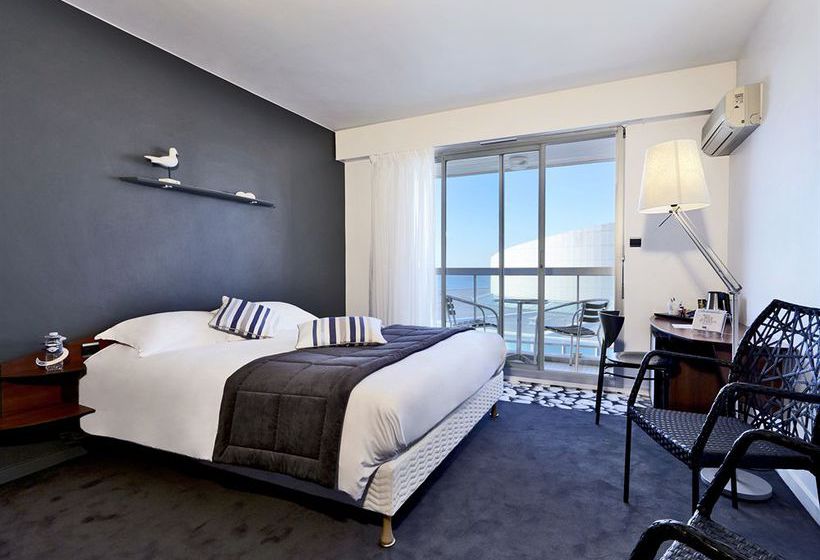 Hôtel Arundel  | Les Sables d'Olonne | Vendee | France 1