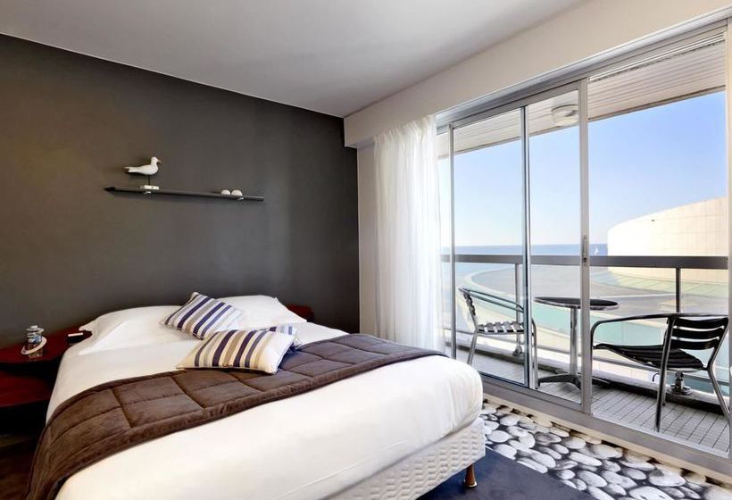 Hôtel Arundel  | Les Sables d'Olonne | Vendee | France 18