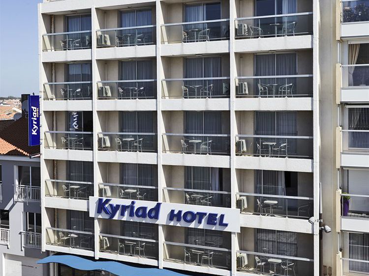 Hôtel Arundel  | Les Sables d'Olonne | Vendee | France 2