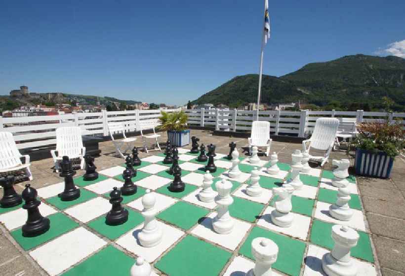 Hôtel Christina  | Lourdes | Hautes-Pyrenees | France 4