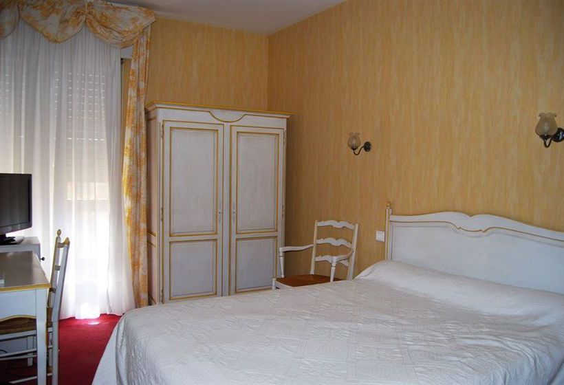 Hôtel Biney  | Rodez | Aveyron | France 9